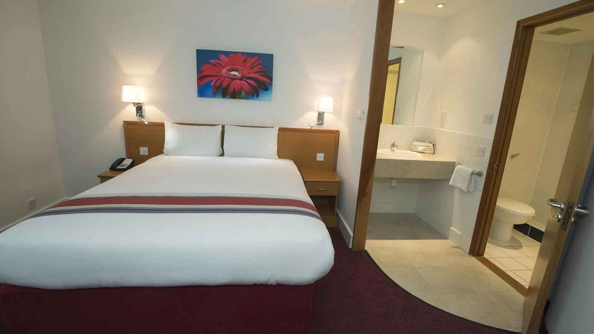 Ramada Cambridge Hotel Fen Drayton 4*,