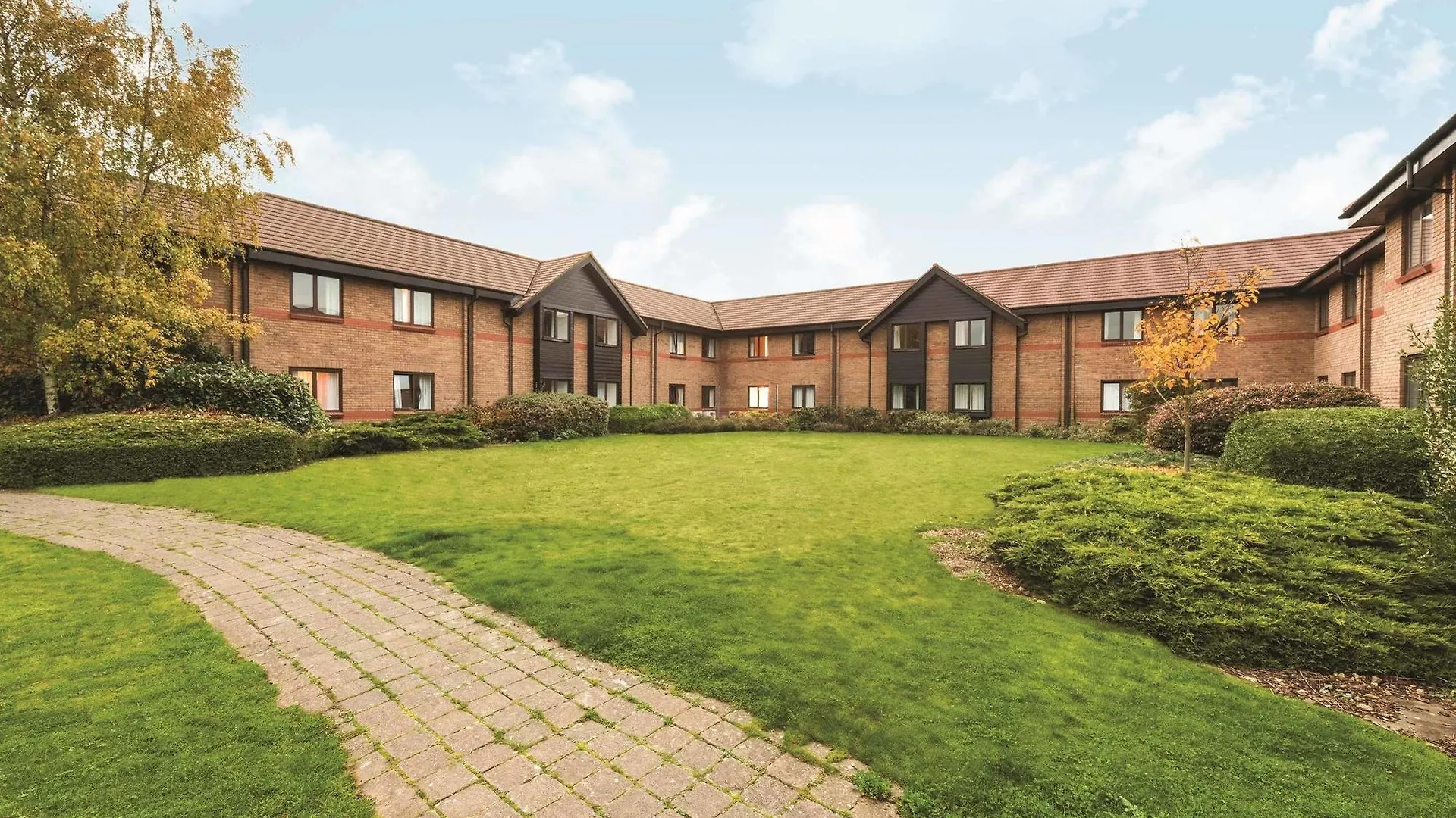 Ramada Cambridge Hotel Fen Drayton