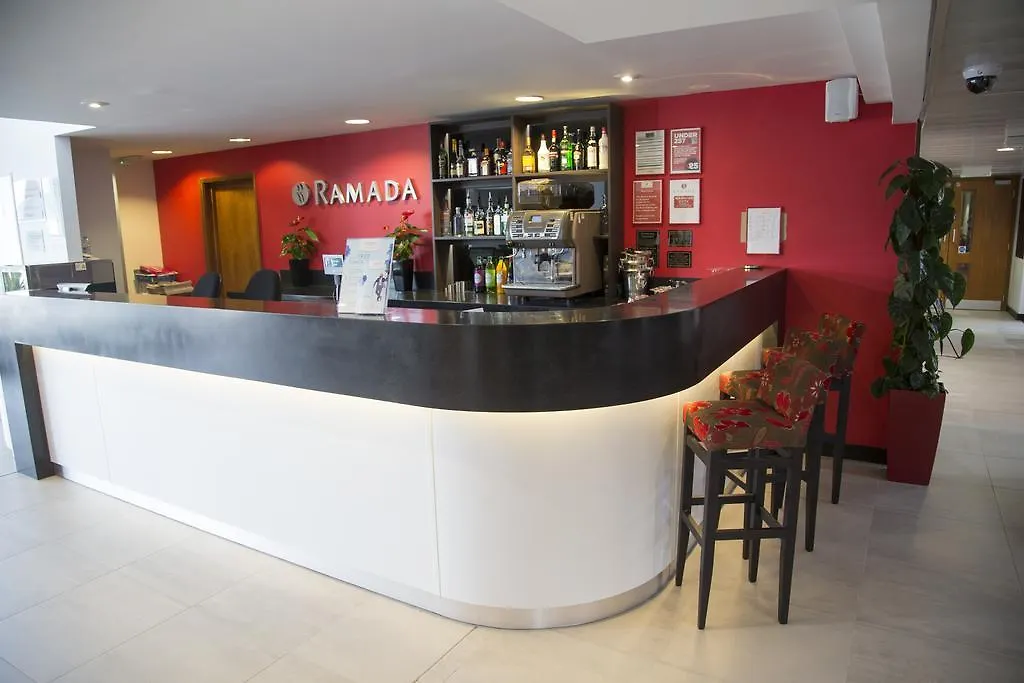 Hotel Ramada Cambridge Fen Drayton