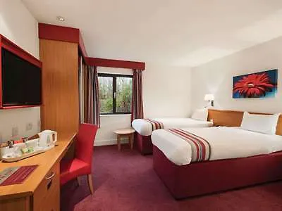 Hotel Ramada Cambridge Fen Drayton