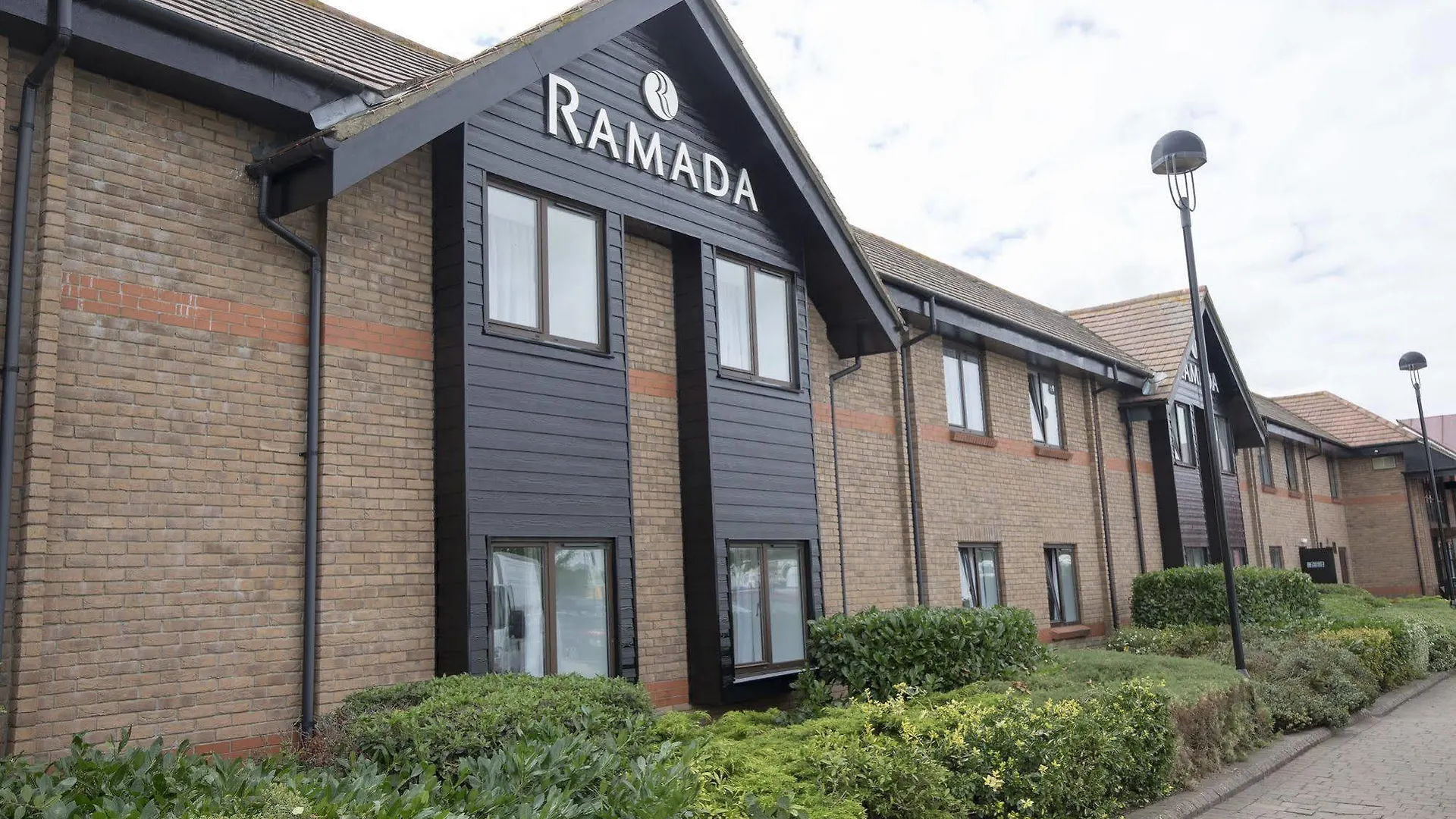 Hotel Ramada Cambridge Fen Drayton